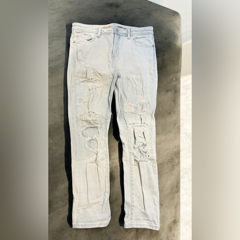 Anthropologie Pilcro Slim Boyfriend Bleached Distressed Denim Size 29
